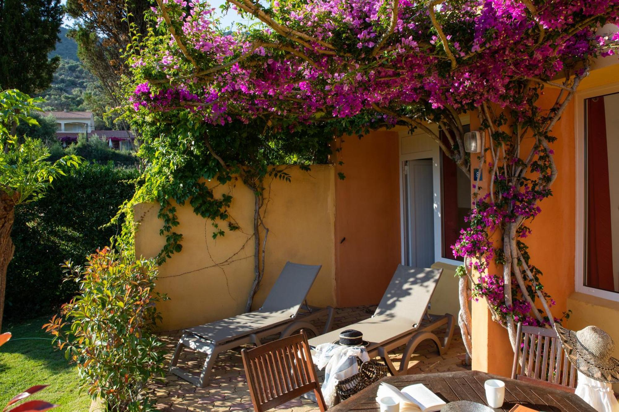Residence Helios Cargese Exterior photo