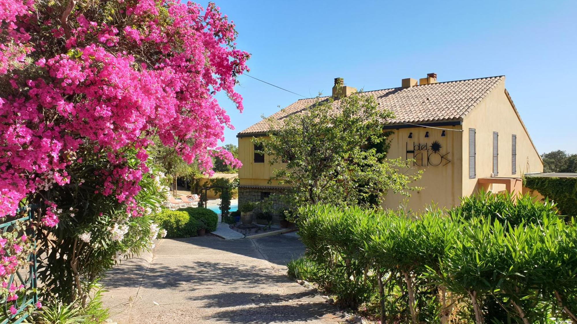 Residence Helios Cargese Exterior photo